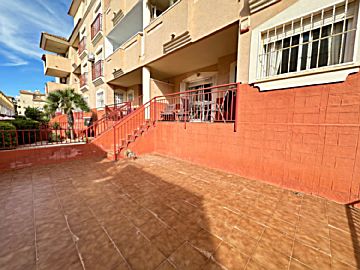 Imagen 1 Venta de piso con piscina en Orihuela Costa
