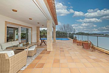 Imagen 1 Venta de casa con piscina y terraza en Beniarbeig